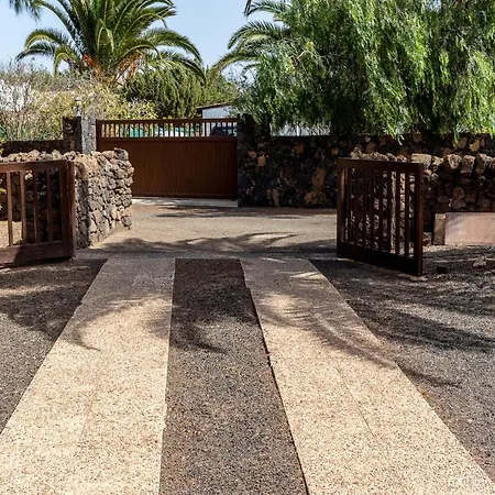 Villa Flatguest Tajinaste + Relax + Bbq + Garden La Oliva