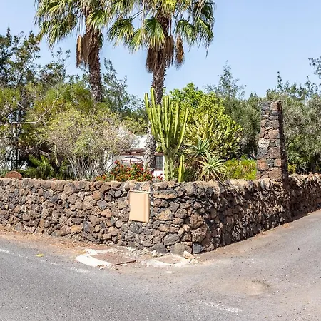 Flatguest Tajinaste + Relax + Bbq + Garden * La Oliva